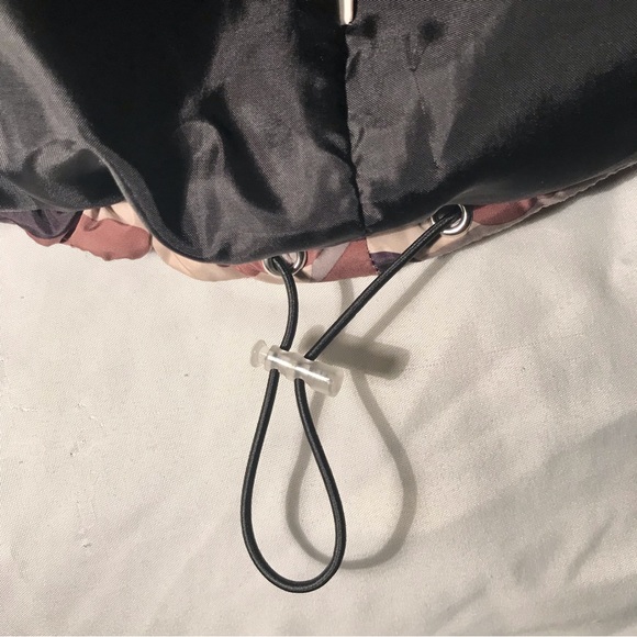 Forever 21 Forest-Camo print Puffer Coat WOMENS Lrg - Picture 4 of 9